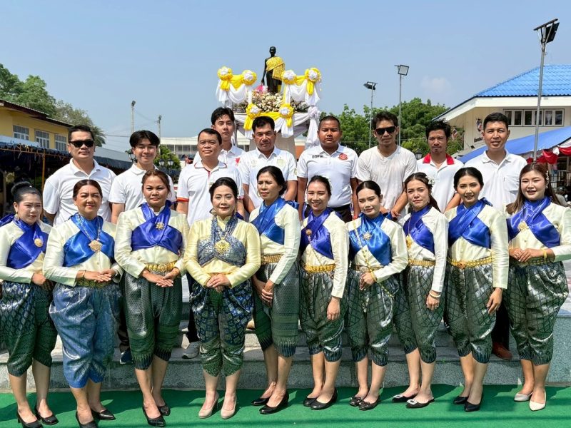 เทศบาลตำบลสีคิ้ว กิจกรรม วิ่งคบไฟและขบวนสักการะท้าวสุรนารี อำเภอสีคิ้ว ประจำปี 2569